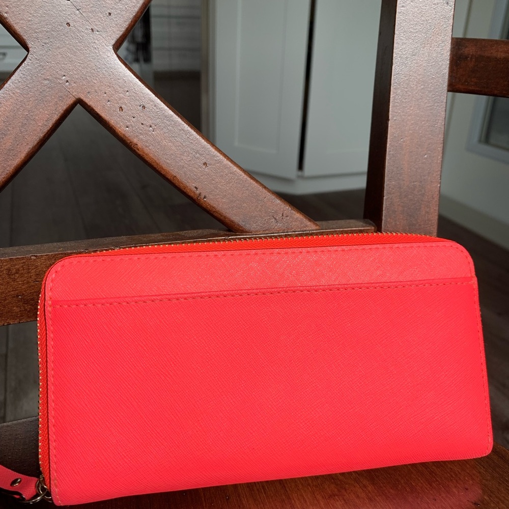Kate Spade Wallet - Picture 3 of 4